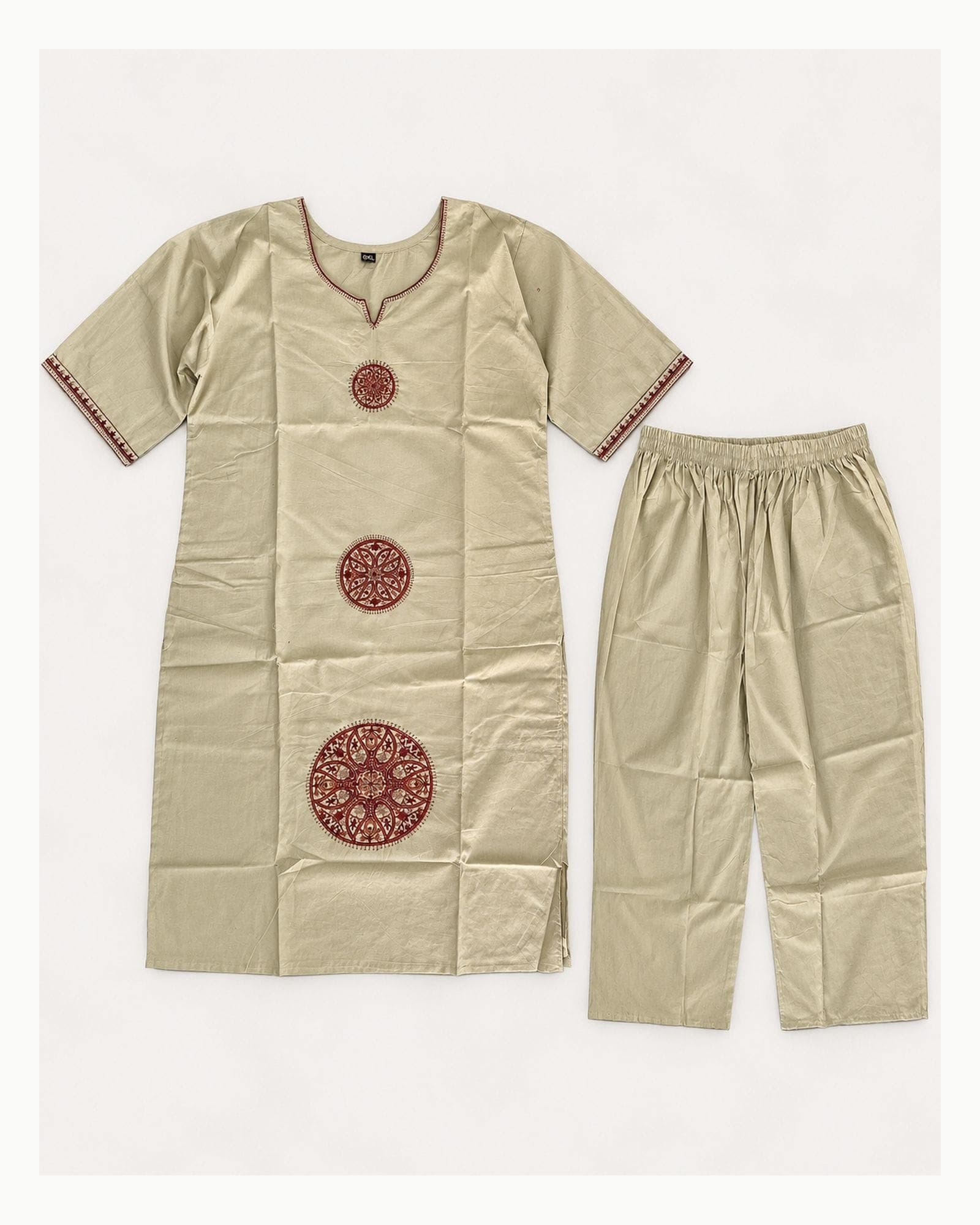 Beige 2-Piece Kurti & Straight Pant Set with Maroon Motifs, photo 3 of 4
